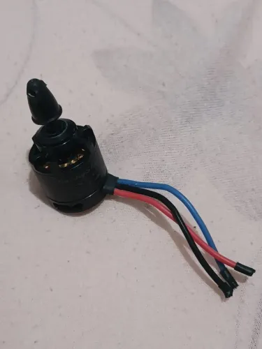 Motor 2212 980kv Sunnysky