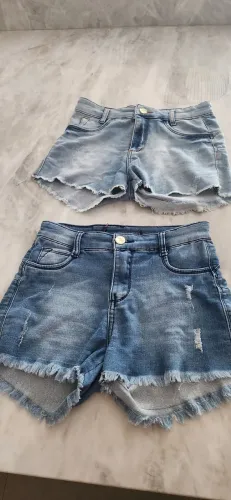Shorts jeans tamanho 40. Cada shorts por $20,00