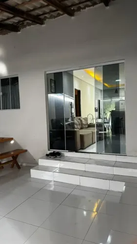 Térrea para aluguel possui 250 metros quadrados com 3 quartos em Tijucal - Cuiabá - MT
