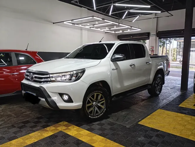 Toyota Hilux CD SRV 4X4 2.8 TDI Diesel Aut. 2018