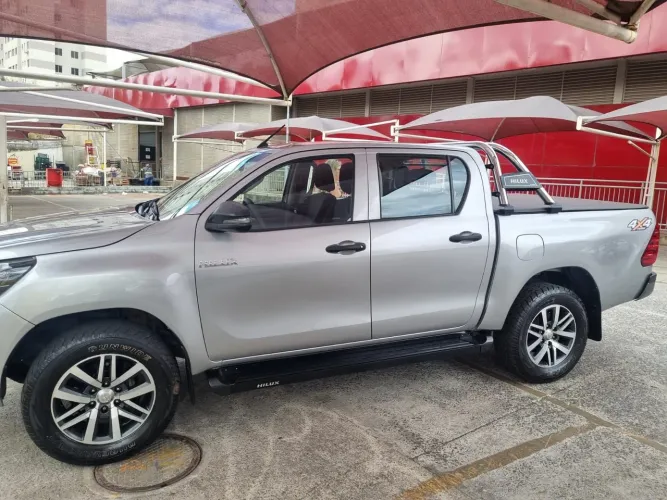 Toyota Hilux CD 4X4 2.8 Diesel Mec. 2020