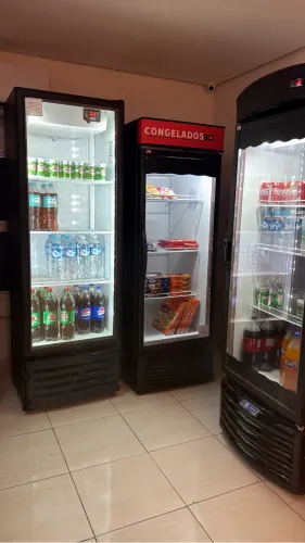 Geladeira expositora