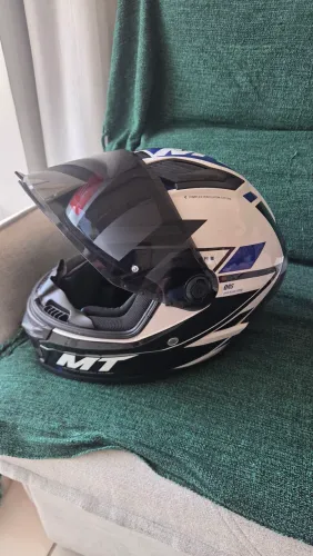 CAPACETE MT STINGER II