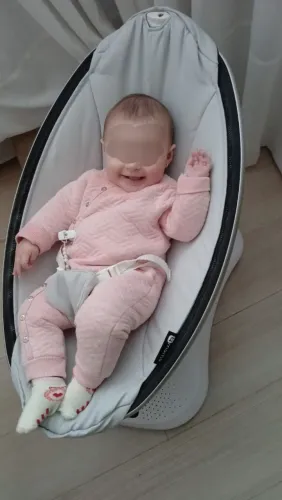CADEIRINHA BALANÇO BEBE 4 MOMS