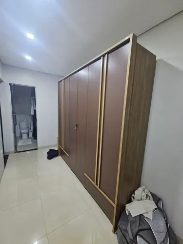 Vendo Guarda-Roupa Casal Torino (06 Portas e 05 Gavetas) - 2 meses de uso