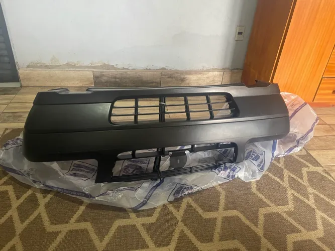 Vende-se pára-choque de Uno ou Fiorino.