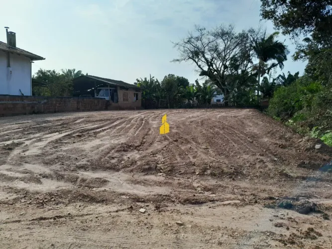 Terreno à venda no bairro Quinta dos Açorianos - Barra Velha/SC