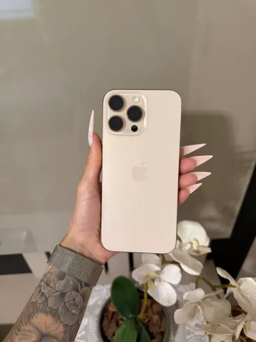 iPhone 16 Pro Max 512gb Desert