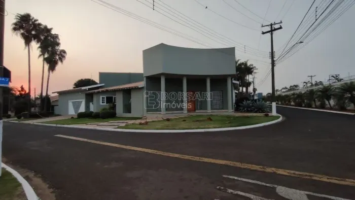 Casa de luxo com 5 suítes no Condomínio Manoela em Araraquara