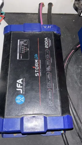 Fonte jfa storm lite 200Ah