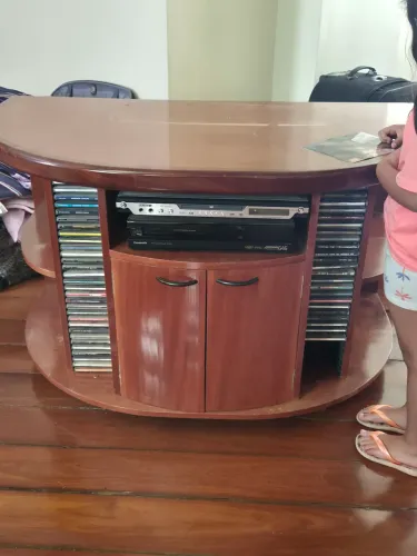 Rack para TV madeira maciça