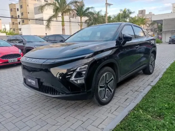 Omoda E5 Elétrico (61,1 KW) 2026