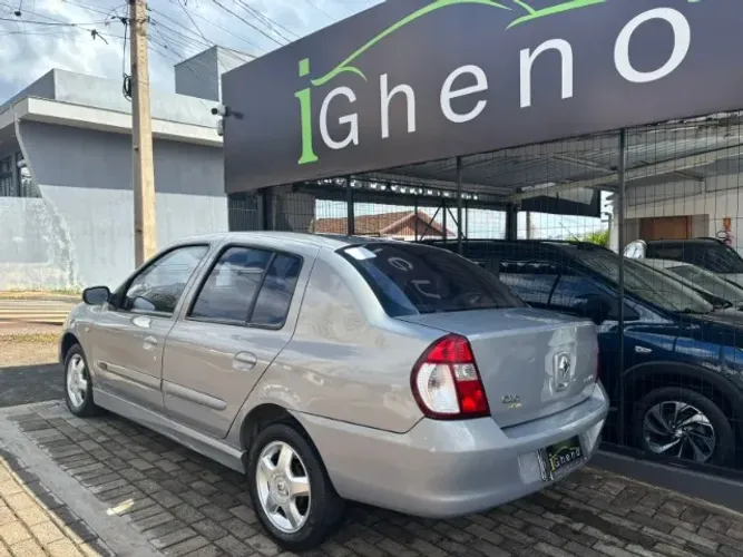 Renault Clio Sed. Privilège Hi-flex 1.6 16V 4P 2008