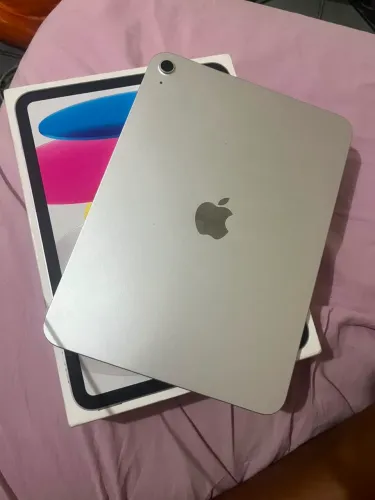 iPad 128GB Prata - Estado de Novo
