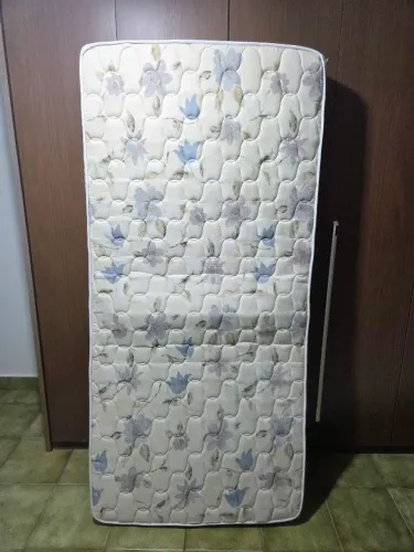 Colchão Solteiro D33 Polar (Bem Conservado)
