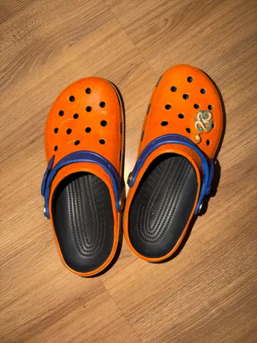 Crocs