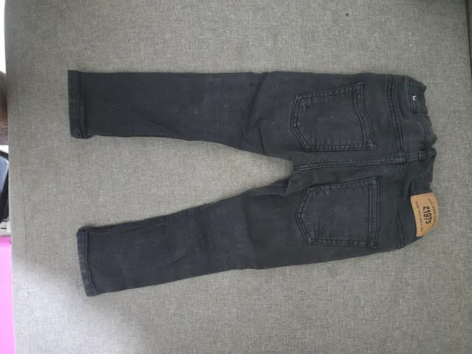 Calça Infantil - 2 \ 4 anos - Ótimo estado