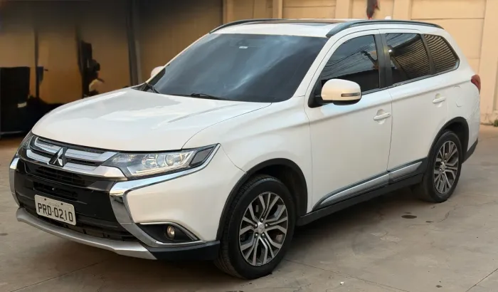 Mitsubishi Outlander 2.0 16V 160cv Aut. 2016