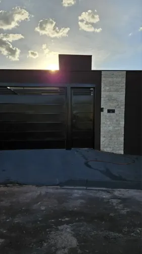 Casa para venda com 104 metros quadrados com 3 quartos