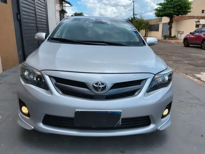Toyota Corolla XRS 2.0 Flex 16V Aut. 2013