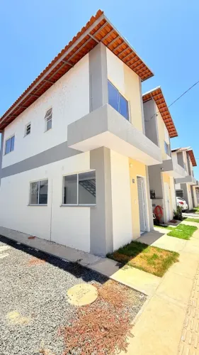 Sobrado para venda possui 59 metros quadrados com 2 quartos em São Lourenço - Teresina - P