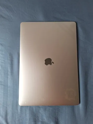 MacBook Pro 2018 i7 