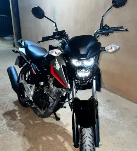 Titan 160 2025 Edição Especial
