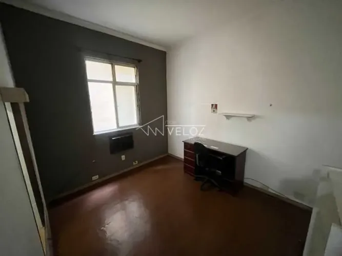 Apartamento : Padrão / Residencial / Humaitá