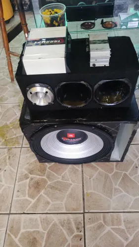Trio tornado de 18 " completo