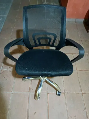 Cadeira de escritório Lê descrição