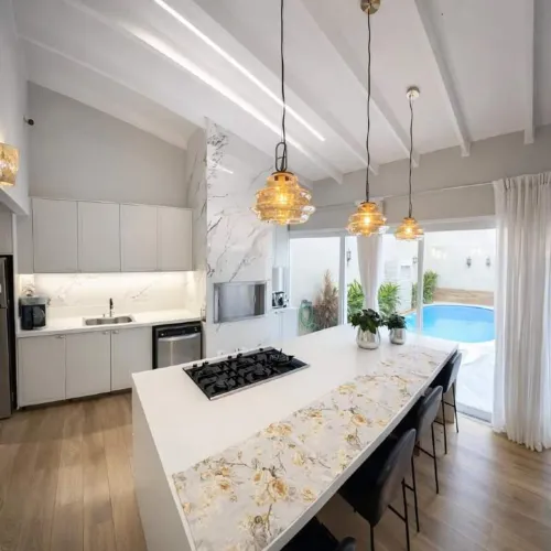 Casa Residencial Exclusiva em Rondonópolis/MT (Jardim Santa Clara I) | 3 Suítes + 1 quarto