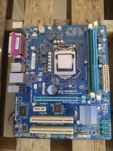 KIT PLACA MAE GIGABYTE COM PROCESSADOR DUAL CORE G2030, 3.00 GHZ E MEMÓRIA DDR 3 4GB