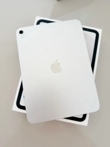 iPad 11