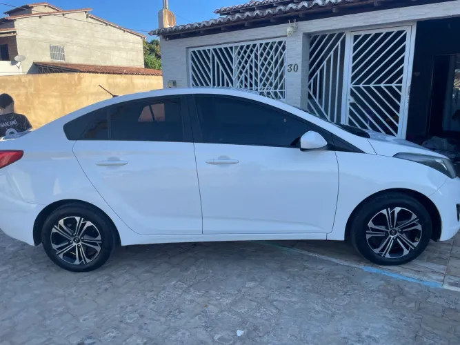 Hyundai HB20S C.plus/c.style 1.6 Flex 16V Mec.4p 2015