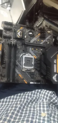 Placa mãe b360m plus gaming defeito