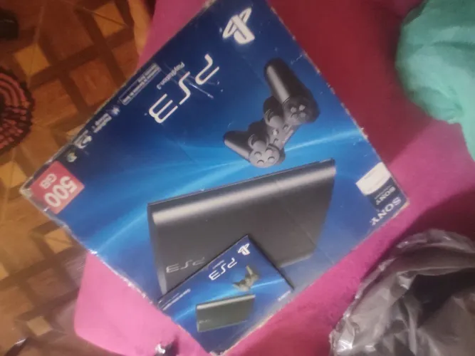 Ps3 desbloqueado com caixa manual 2 controles originais 16 mil jogos parcelo até 12 x