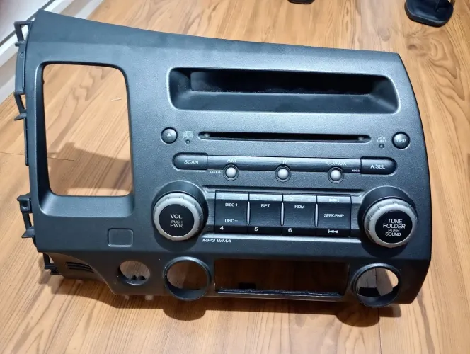 Rádio New Civic 2007 a 2011