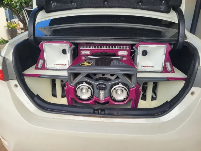 Som automotivo completo Corolla 