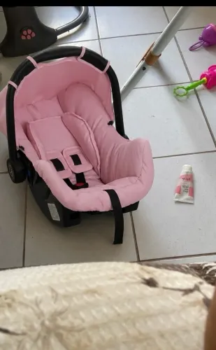 Vendo bebê conforto galzerano roda