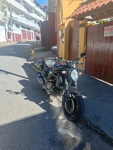 Vendo moto Suzuki Gladius 2014 motor vestron.