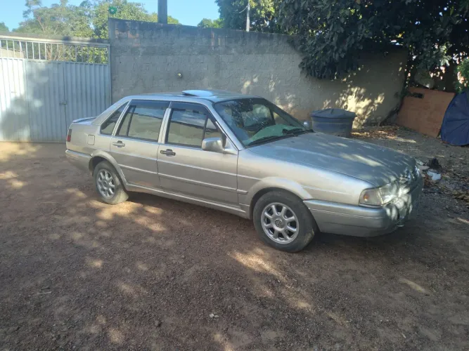 Volkswagen Santana GLI / GL/ Sport 1.8/ 2.0 (álcool) 1995