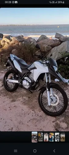 XRE300 EM PERFEITO ESTADO DE CONSERVAÇÃO