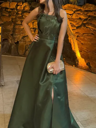 Vestido de Madrinha Verde Oliva