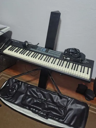 PIANO STAGE SP76 KURZWEIL