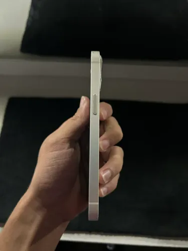 iPhone 13 - impecável 