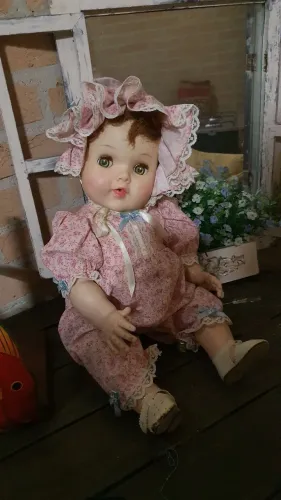 Boneca antiga e rara American Toodles Doll  década de 50