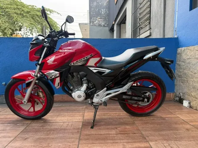 Honda CBX 250 Twister 2022
