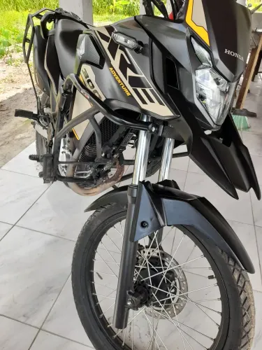 Vendo troco xre 2023 adv emplacada até 2027