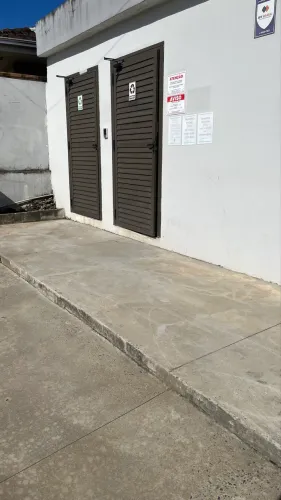 Limpeza de calçadas - condomínios, casas e entre outros