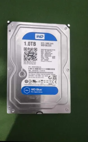 Vendo HD de 1 tera(valor negociável)